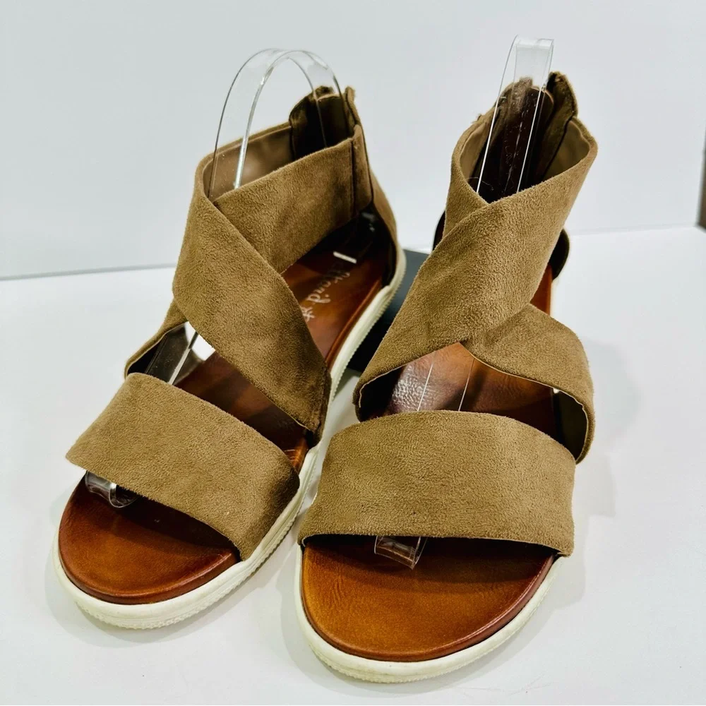 🎀 ALTARD STATE WOMEMS SIZE 9M REAR ZIP MICROFIBER BRUSHED SUEDE STYLE SANDALS - Picture 9 of 14